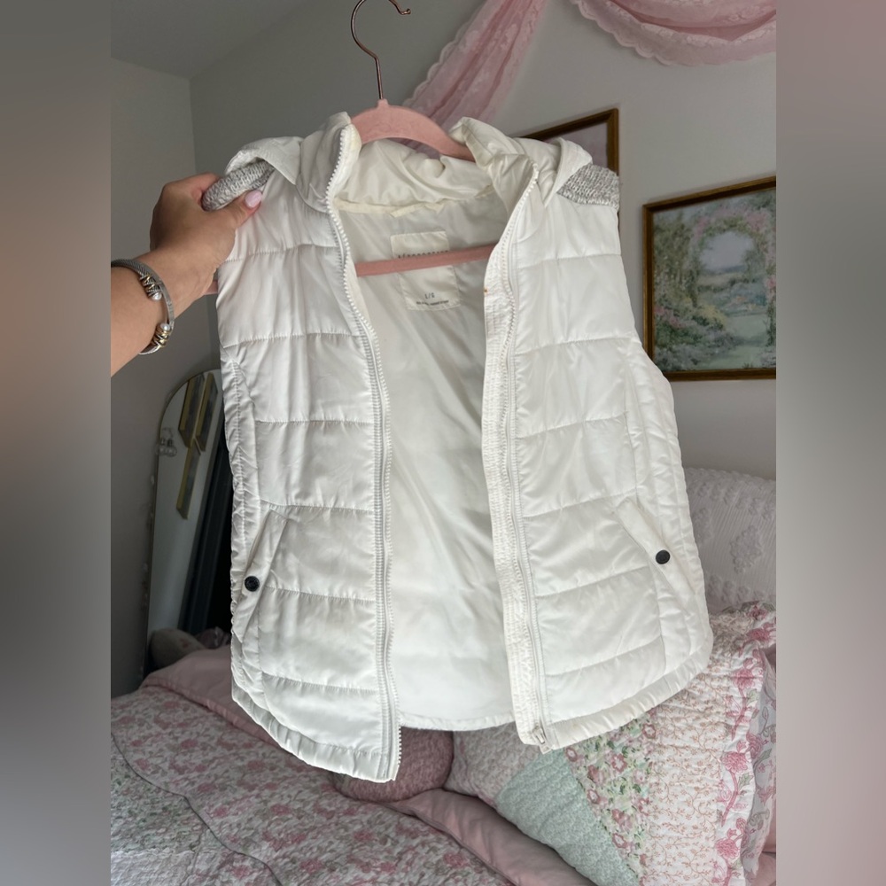 Aeropostale White & Grey Vest - Size L